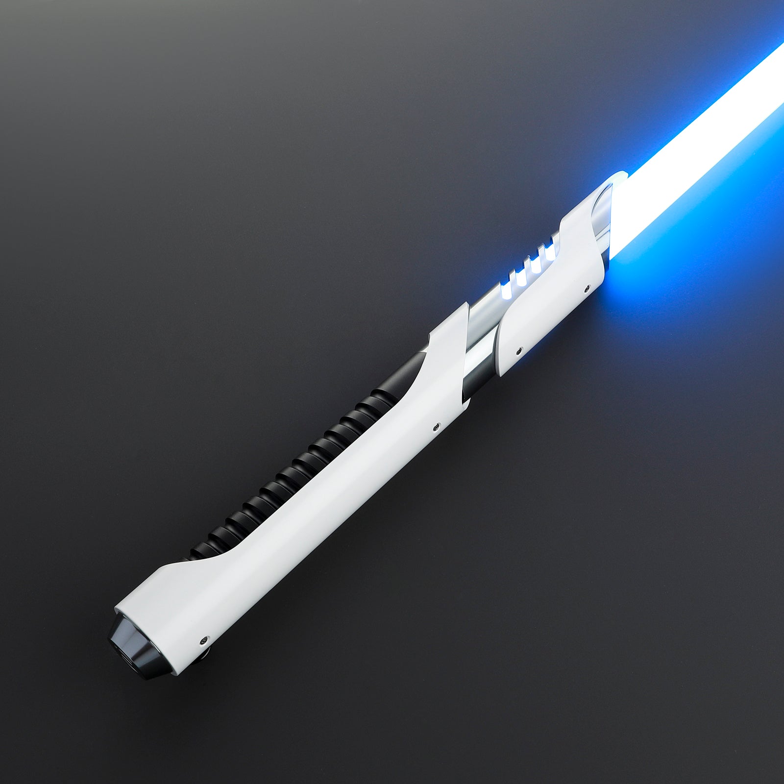 Auronix Saber